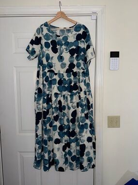 Flowy Teal Dot Maxi Dress — Short Sleeve Tiered Silhouette Sz 2x
